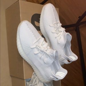 Yeezy 350 Tripple Whites for 350